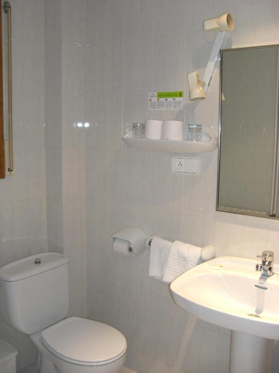 Hotel Bruna Эстерри-д'Анеу Номер фото